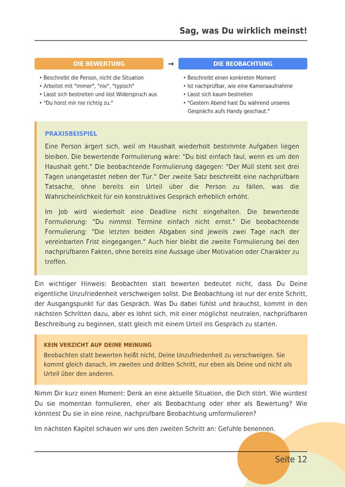 Seite 12 des E-Books: Die Bewertung und die Beobachtung in zwei Spalten gegenübergestellt, darunter ein Praxisbeispiel.